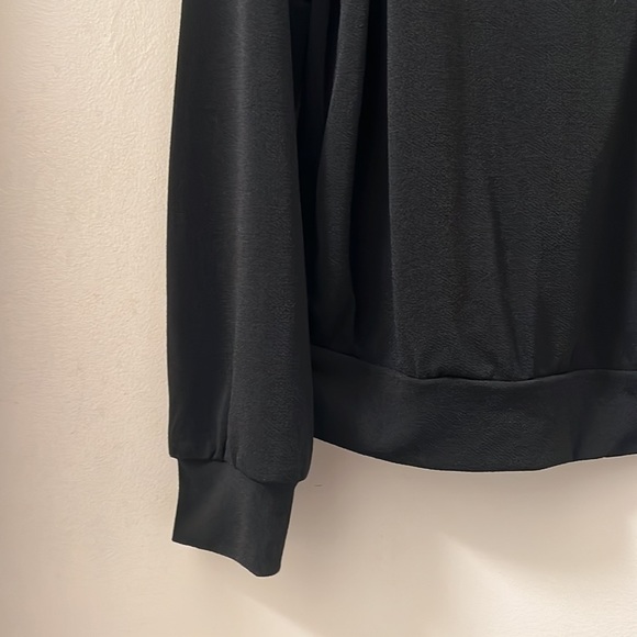 3/$15 Banana Republic - Cocoon Wrap Long Sleeve Blouse Women Small - Picture 2 of 13